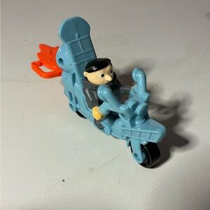 Mcdonalds Canada GRU'S ROCKET RIDE Minions Rise Of Gru Happy Meal Toy 2022